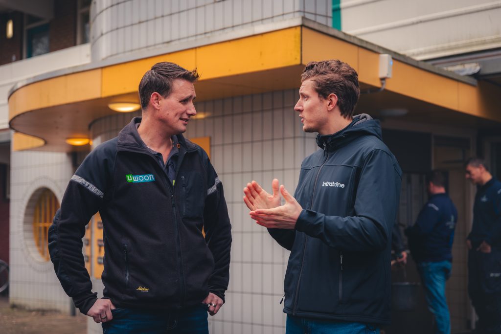 Waarom draadloze intercoms? het best bewaarde duurzaamheidsgeheim is voor woningcorporaties en ’ontwikkelaars